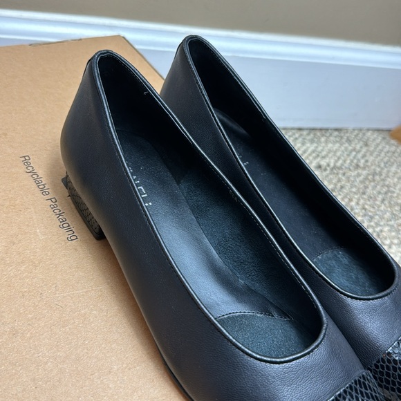 NWT - VANELi Fc-313 Ballet Flats, Black Nappa/Black Squama Print Tip, 8.5 🖤🖤 - Picture 16 of 16